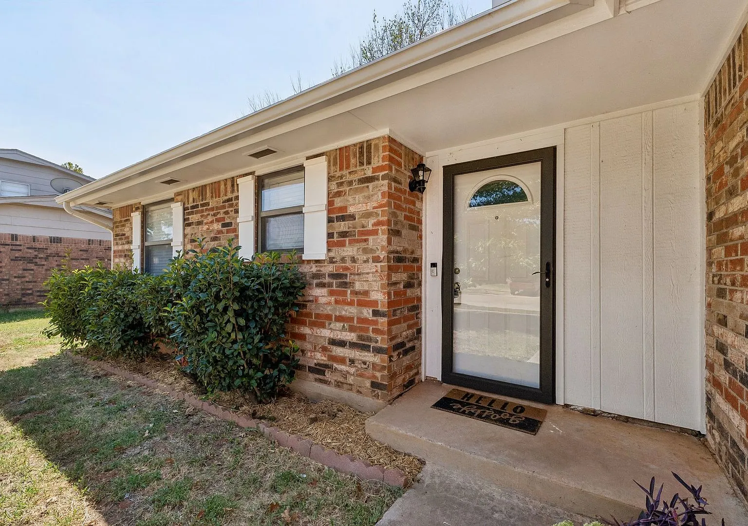 Rental — Photo 2