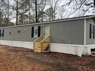 2230 Beechnut Dr, Kinston, NC 28504