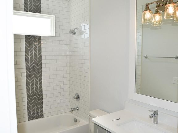 5th image of 1600 Heiman St #A