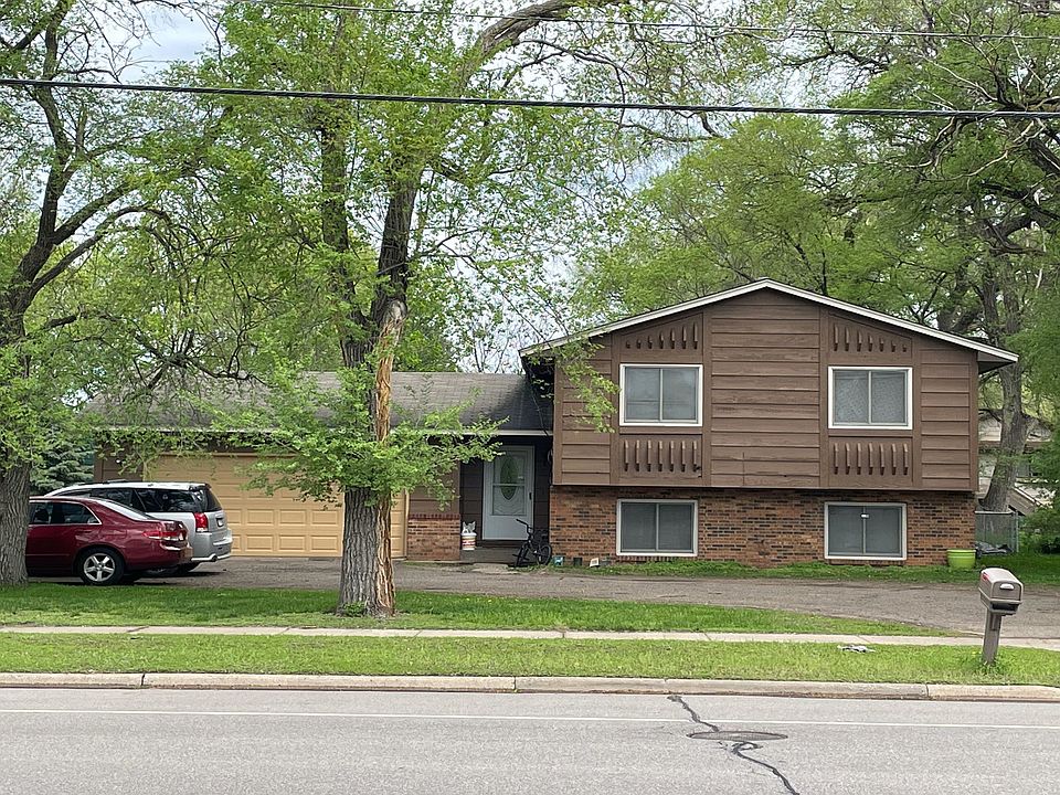 1st image of 1310 Brookdale Dr N