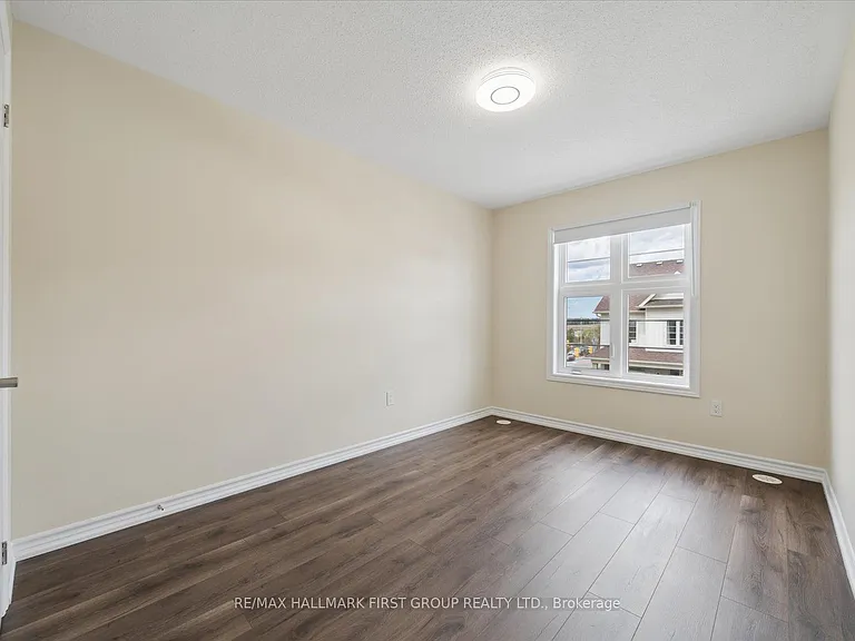 3 Westbury Way — Photo 14