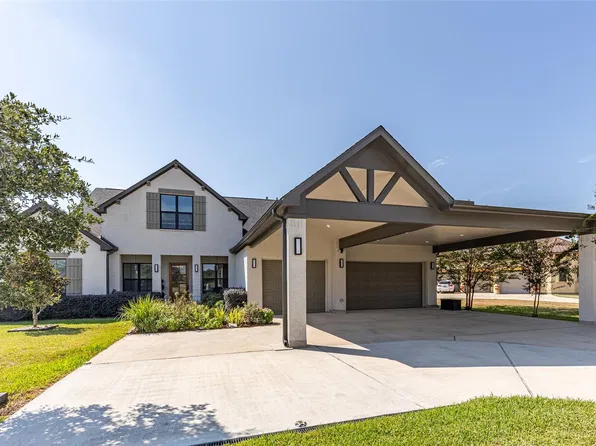 11705 Grandview Dr, Montgomery, TX 77356