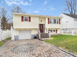 23 Grace St, Dover, NJ 07801