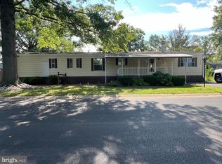 132 Seneca Ave, Dover, PA