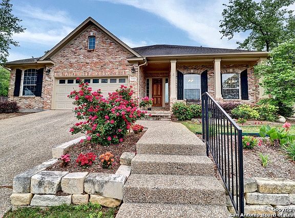 2nd image of 25918 Laurel Way