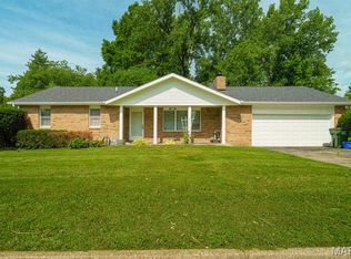 106 Steeplechase Rd, Rolla, MO 65401
