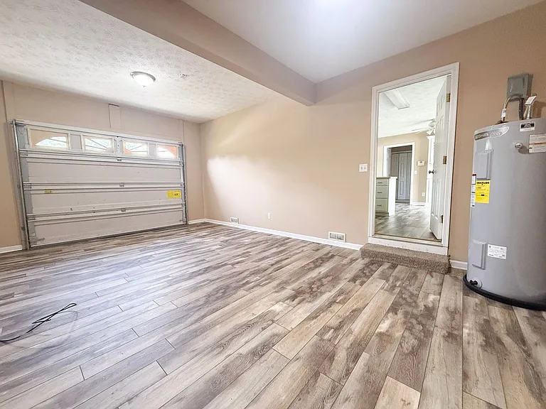 1301 Fisk Rd — Photo 13