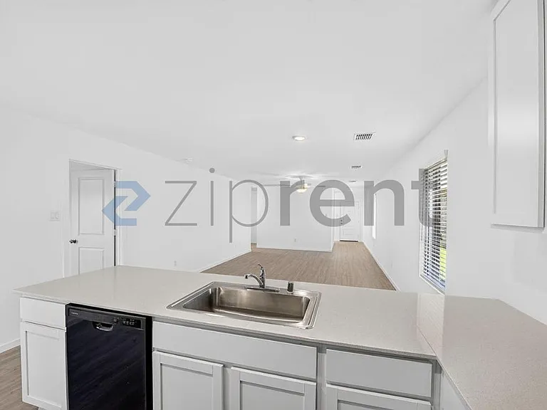1527 Flannagan Pond Rd — Photo 15