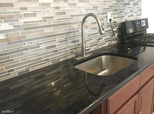 1167 S 9th St APT 2, Philadelphia, PA 19147