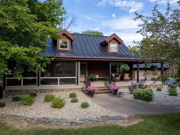 6855 N Centerville Rd, Williamsburg, IN 47393