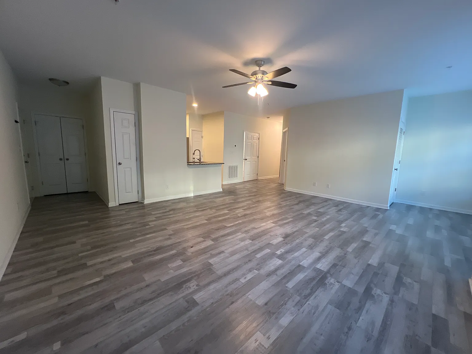 2 bed, 1201 sqft, $1,345 — Photo 3