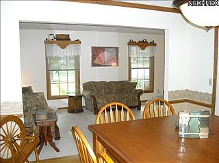 5th image of 2132 Forest Oak Dr