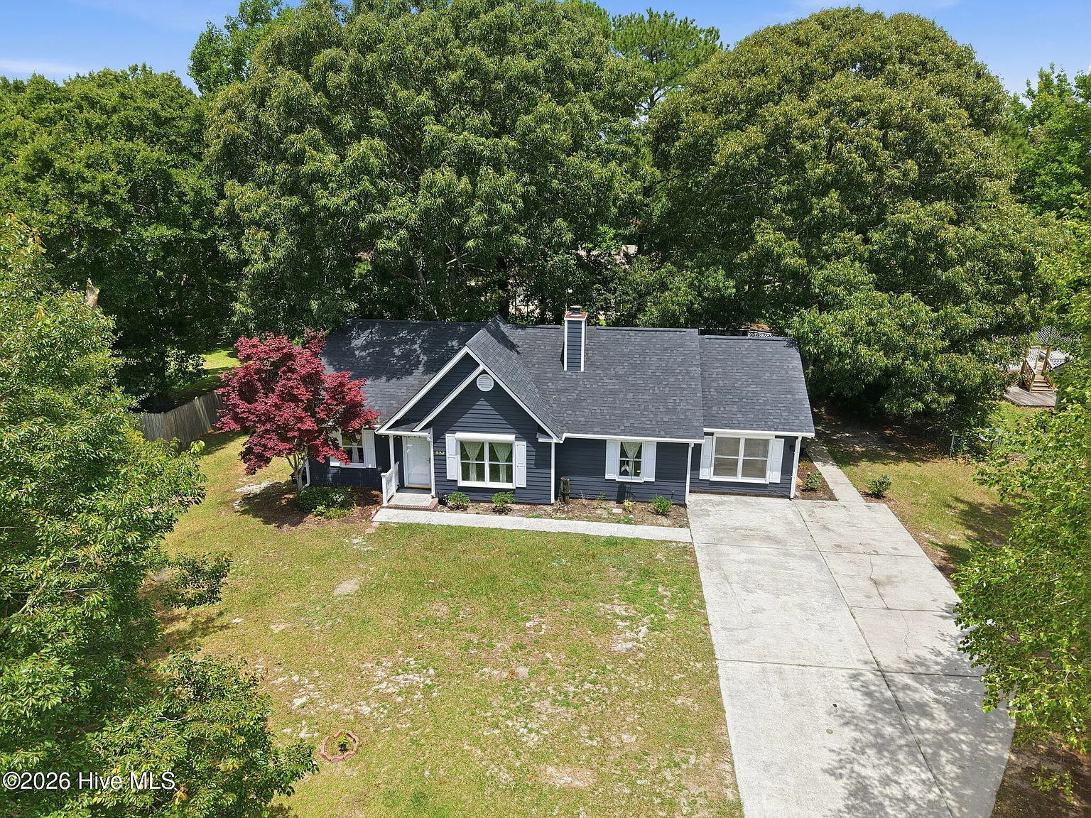 3 bed, 2.0 bath, 1520 sqft, $2,000 — Photo 4