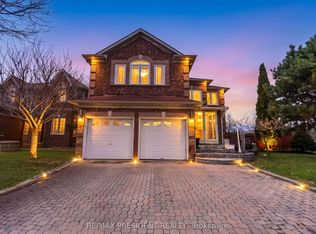 3211 Bloomfield Dr, Mississauga, ON L5N6V2