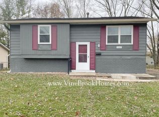 10037 E Ridgefield Dr, Indianapolis, IN 46235