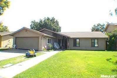 1st image of 2628 Estate Dr