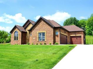 1521 Birchwood Ct, Cape Girardeau, MO 63701