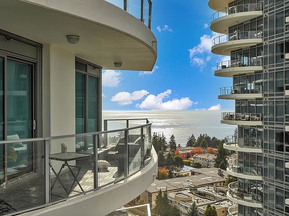 3rd image of 1501 Foster St #1401