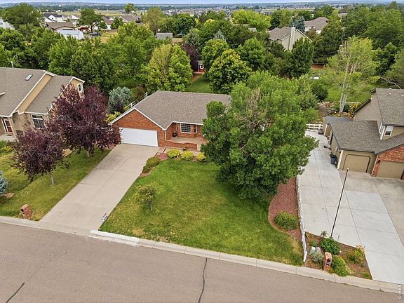 2nd image of 2243 Breckenridge Dr
