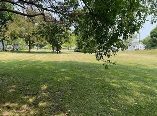 219 Eisenhower St, Valders, WI 54245