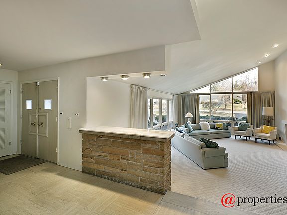 Foyer~Living Room