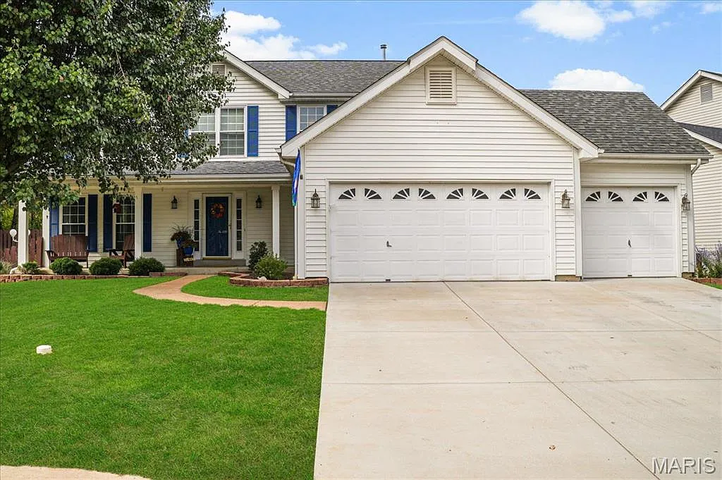 1239 Bedford Falls Ct photo 1