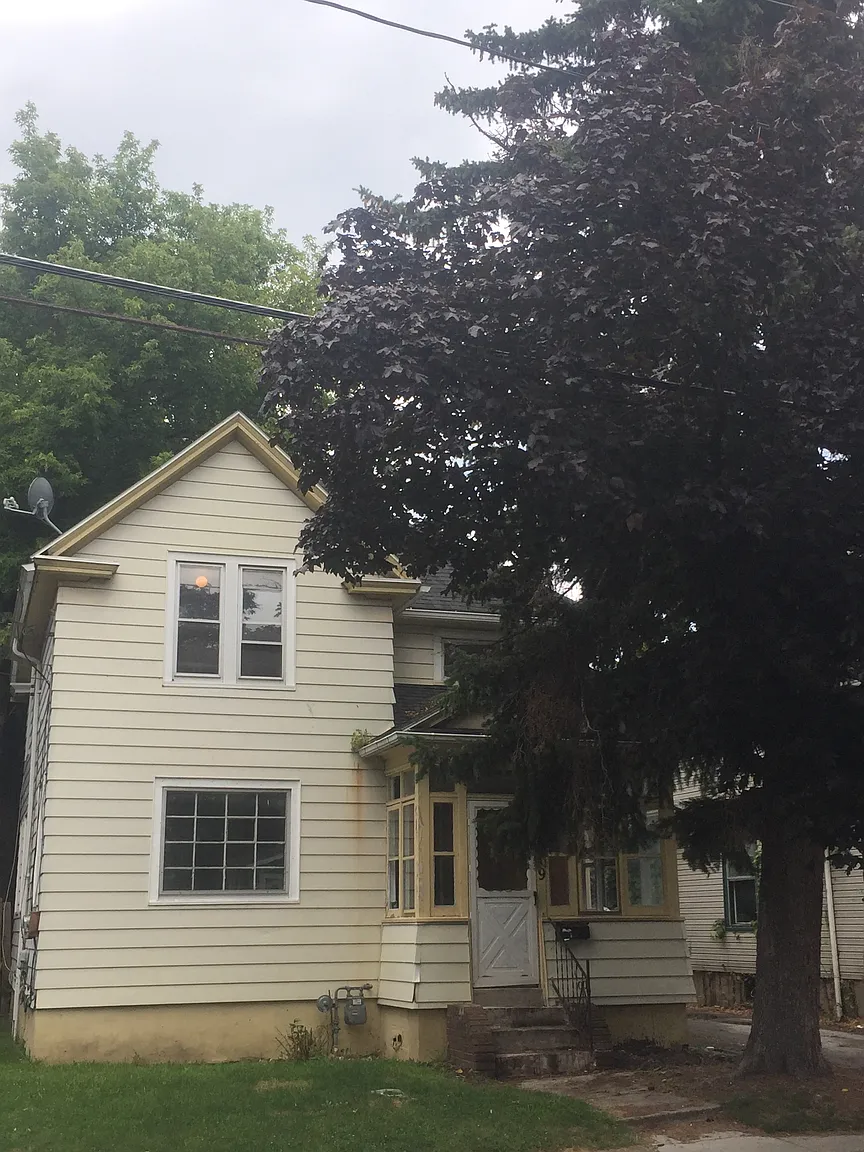 519 Hague St photo 1