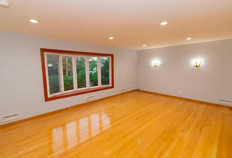 3 bed, 2.5 bath, $4,800 — Photo 4