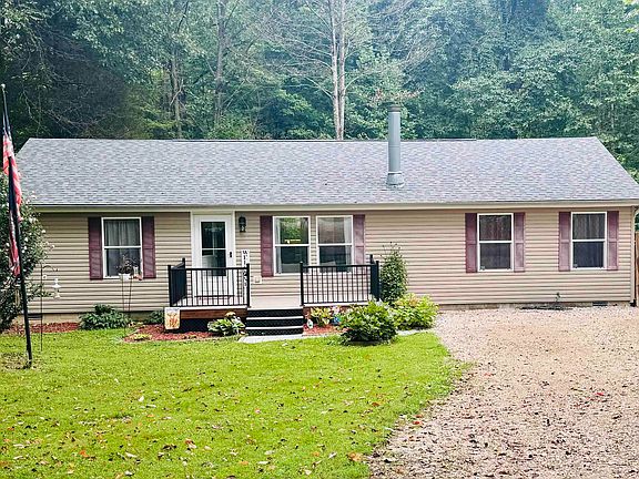 2nd image of 2940 N Stanford Woods Dr