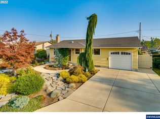 1174 Dellmoor Way, Woodburn, OR 97071