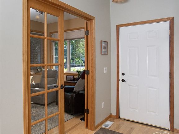 3rd image of 2314 Bonnevue Sq #22