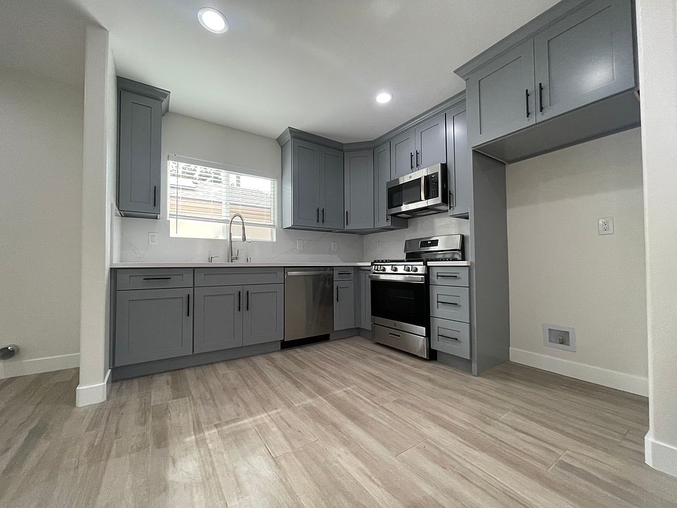 1st image of 4747 1/2 Hazelbrook Ave