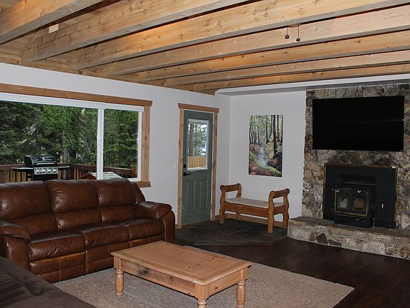 5th image of 3010 Cedarwood Dr
