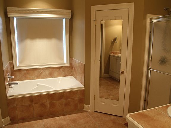 4th image of 106 Prewitt Cir