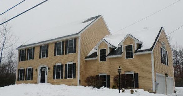 1st image of 870 Salem St