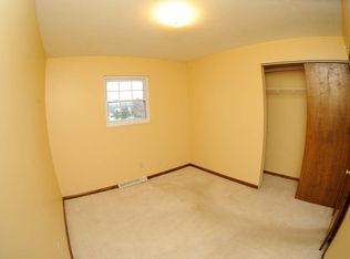 2064 W Possum Rd, Springfield, OH 45506