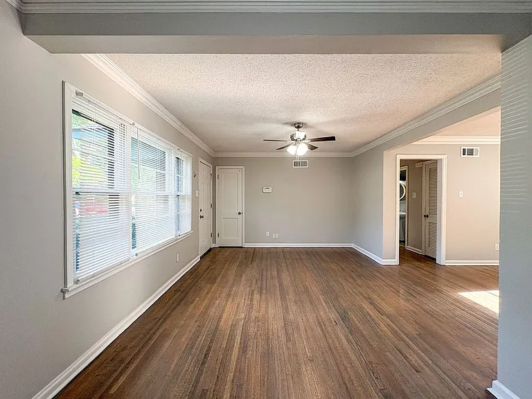 1501 Flamingo Rd — Photo 11