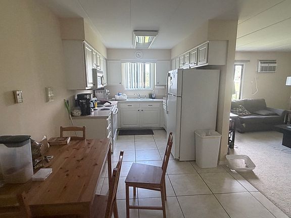 2nd image of 8410 Captons Ln APT 204
