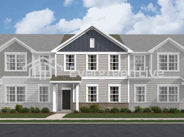 245 4th St, York, SC 29745
