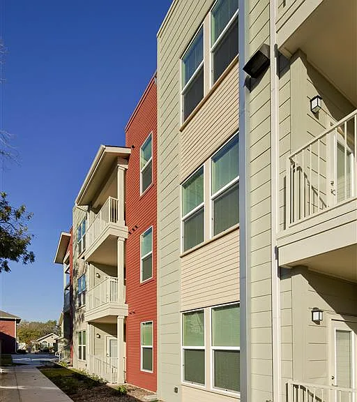Race Street Lofts — Photo 5