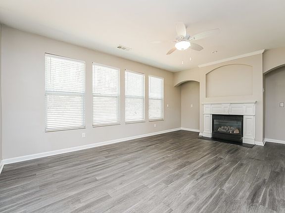 5th image of 600 Simonton Crest Dr