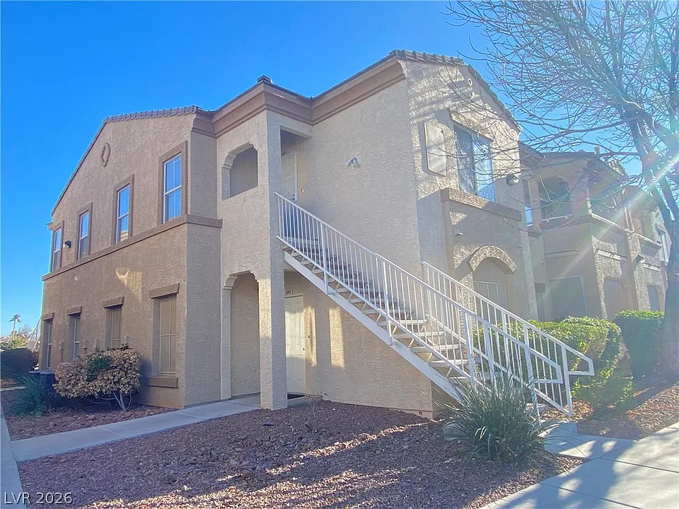 3400 Cabana Dr #2049