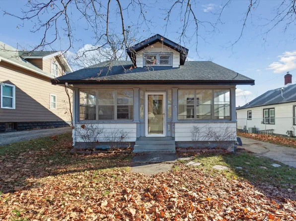 312 Foster Ave, Rockford, IL 61102