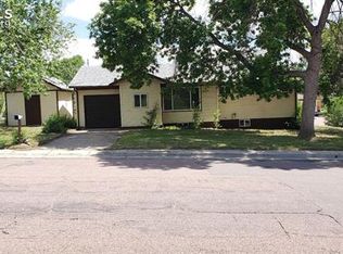 401 Holly Dr, Colorado Springs, CO 80911
