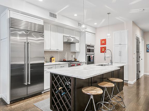 3rd image of 247 W 122nd St #Townhouse