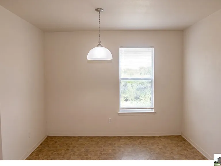 413 Brittney Way #C — Photo 5