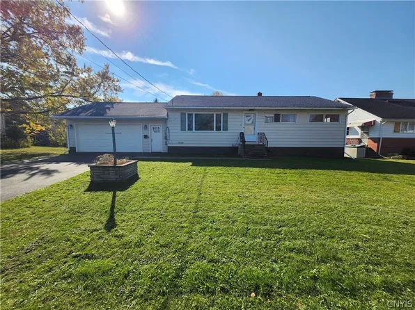 1505 Goodrich Ave, Utica, NY 13502