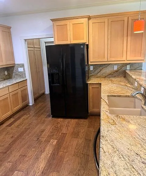 115 Riley Ln — Photo 3