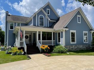 2164 E Allen Rd, Howell, MI 48855