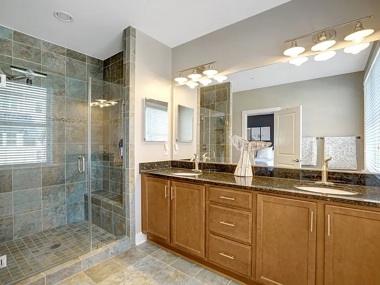 Master Bathroom.